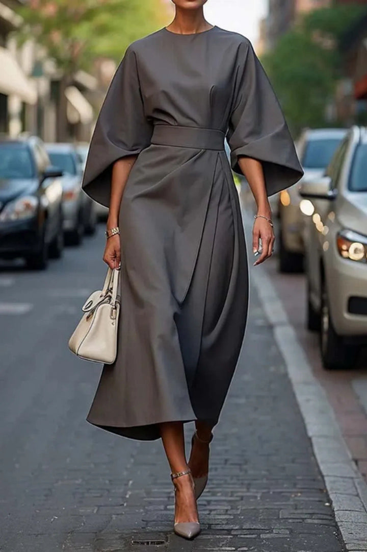 Damer Elegant Maxiklänning med fästringsband och vida ärmar Mirla-Eva Jonsson