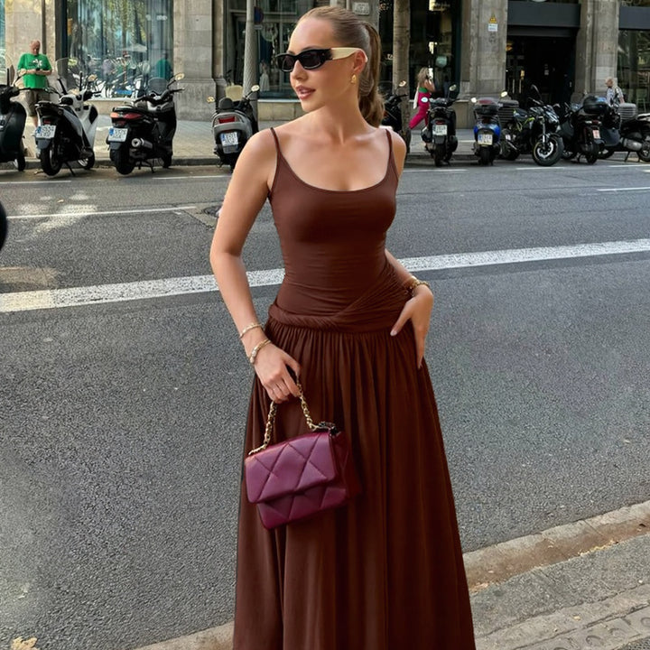 Damer Elegant Maxiklänning med figurnära överdel och vid kjol Mirla-Eva Jonsson