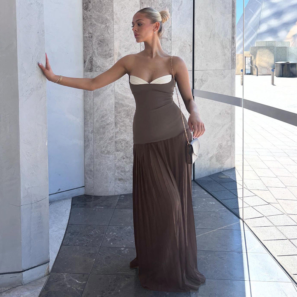 Damer Elegant Maxiklänning med figursydd överdel och flödande kjol Mirla-Eva Jonsson