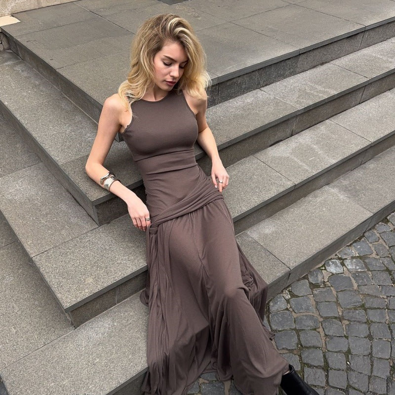 Damer Elegant Maxiklänning med förfinad omslagsdesign och smickrande silhuett Mirla-Eva Jonsson