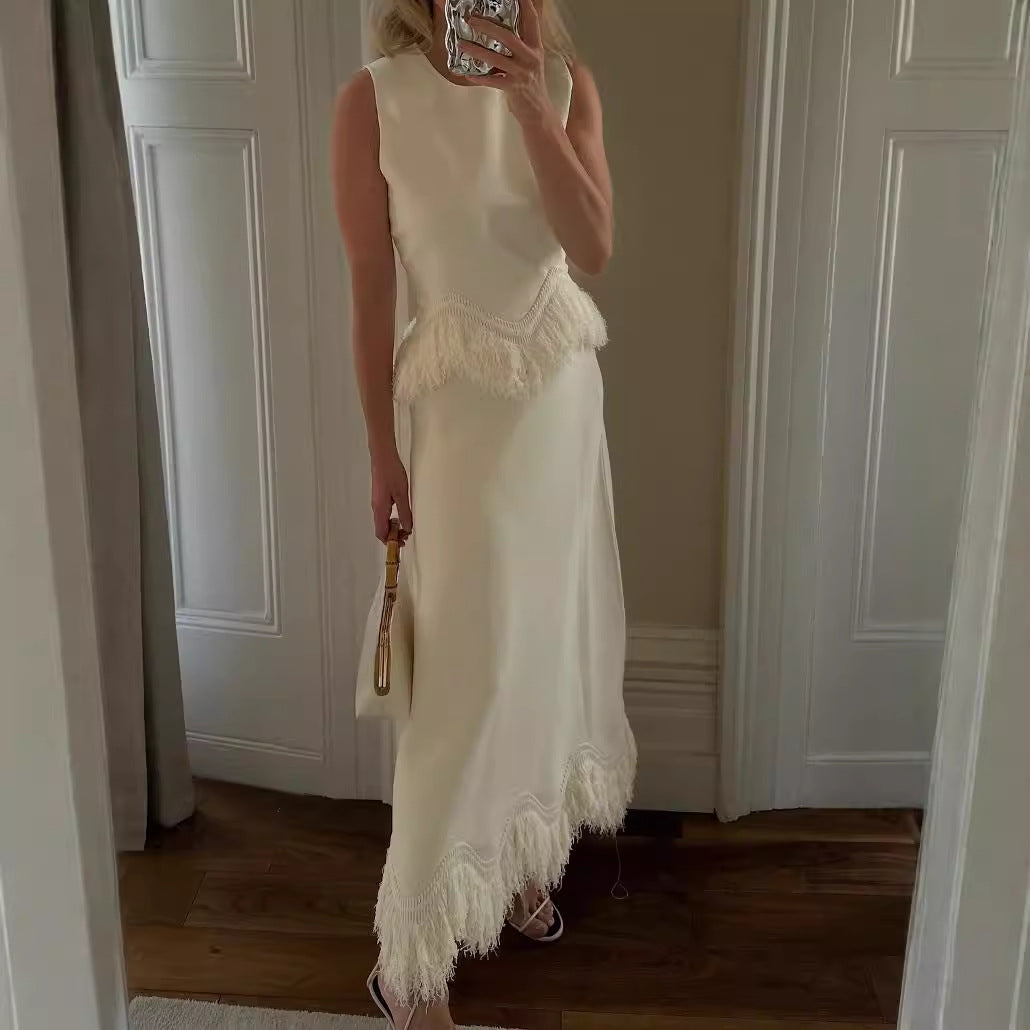Damer Elegant Maxiklänning med fransdetalj och fin fåll Mirla-Eva Jonsson