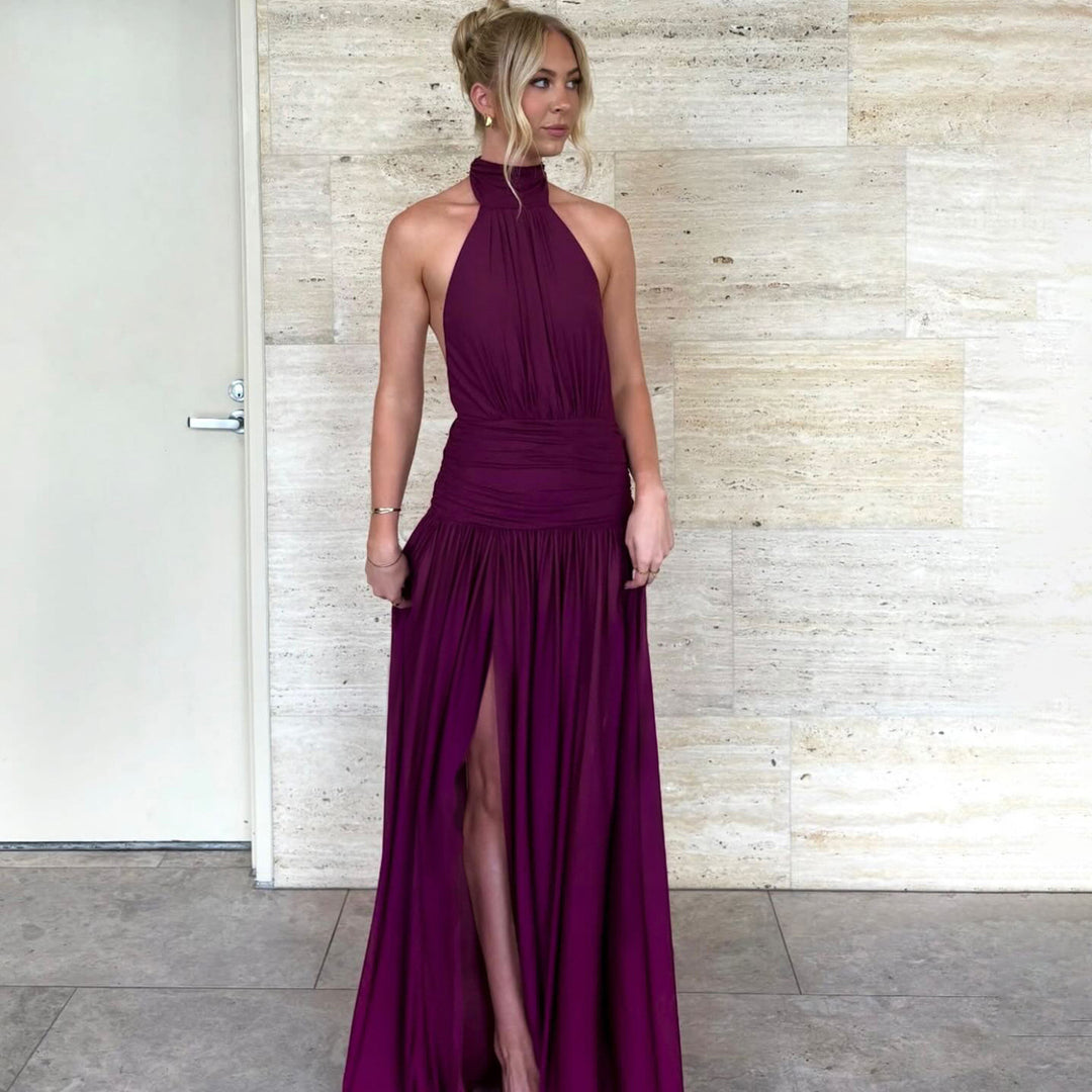 Damer Elegant Maxiklänning med hög krage och förföriska slitsar Mirla-Eva Jonsson