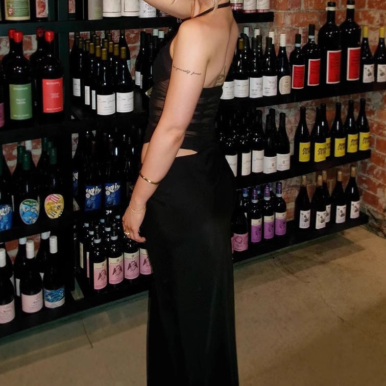 Damer Elegant Maxiklänning med off-shoulder design och genomskinliga insatser Mirla-Eva Jonsson