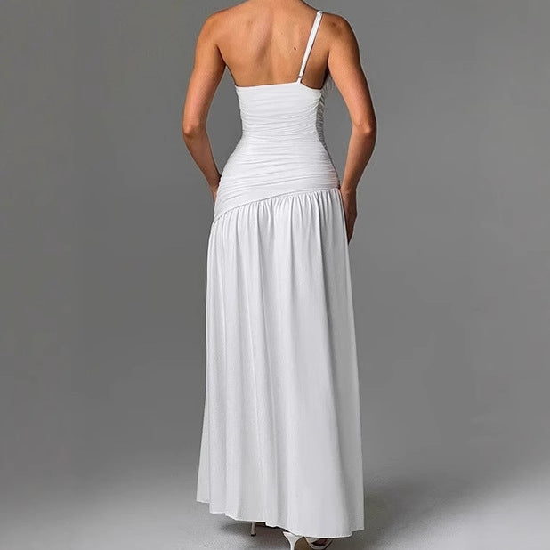 Damer Elegant Maxiklänning med off-shoulder design och hög slits Mirla-Eva Jonsson