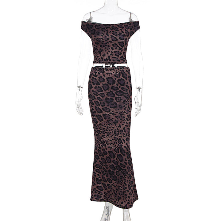 Damer Elegant Maxiklänning med off-shoulder design och leopardmönster Mirla-Eva Jonsson