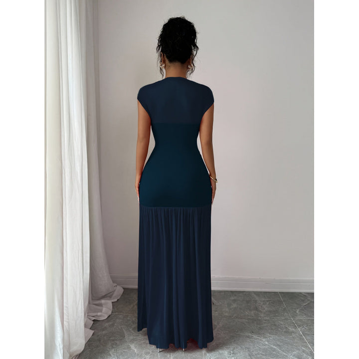 Damer Elegant Maxiklänning med raffinerad drapering och genomskinlig kjol Mirla-Eva Jonsson