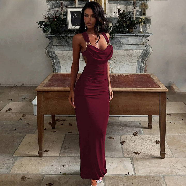 Damer Elegant Maxiklänning med raffinerade draperingsdetaljer Mirla-Eva Jonsson