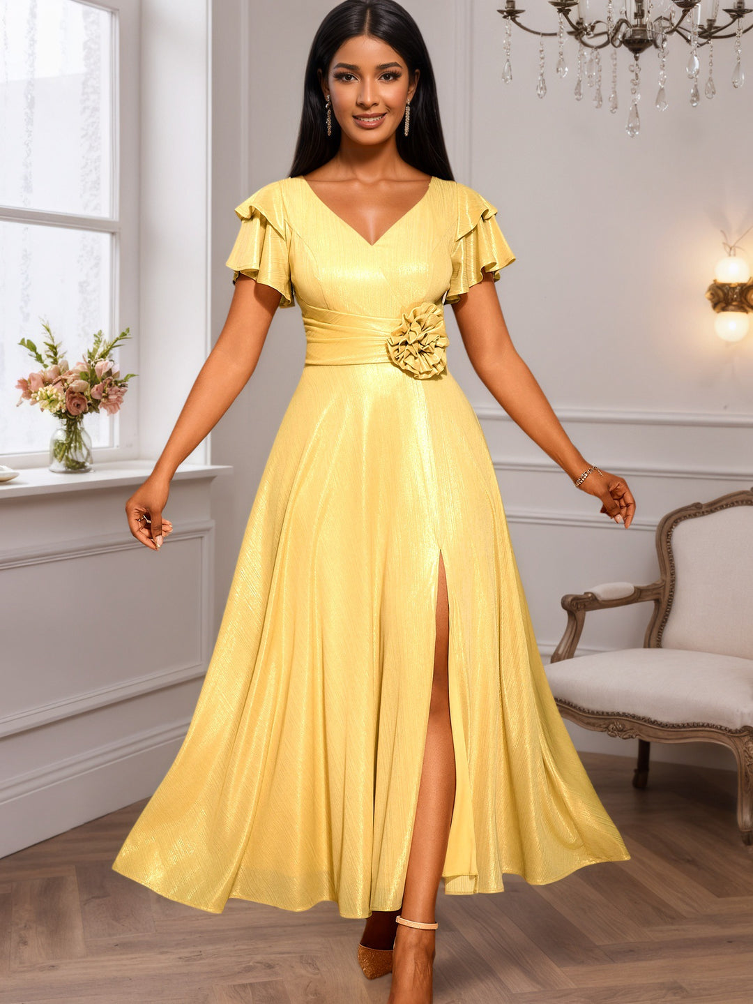 Damer Elegant Maxiklänning med rik volang och blomsteraccent Mirla-Eva Jonsson