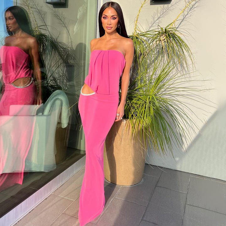Damer Elegant Maxiklänning med smal design och snygga cut-out-detaljer Mirla-Eva Jonsson