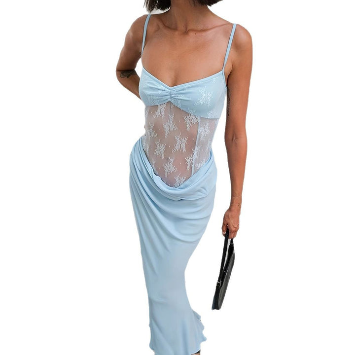 Damer Elegant Maxiklänning med transparenta spetsdetaljer och figurnära skärning Mirla-Eva Jonsson