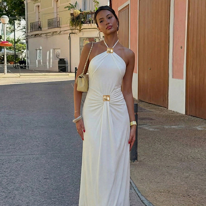Damer Elegant Maxiklänning med trendig halterdesign och figursydd skärning Mirla-Eva Jonsson