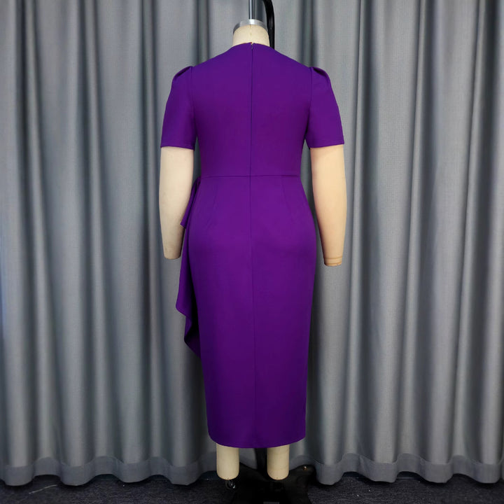 Damer Elegant Maxiklänning med utsökt drapering och florala accenter Mirla-Eva Jonsson