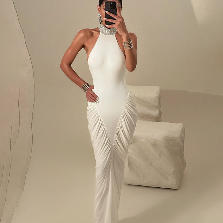Damer Elegant Maxiklänning med voluminös volangdesign och hög krage Mirla-Eva Jonsson
