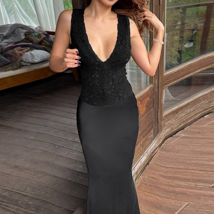 Damer Elegant Maxikleid mit tiefem V-Ausschnitt und romantischem Spitzentop Mirla-Eva Jonsson