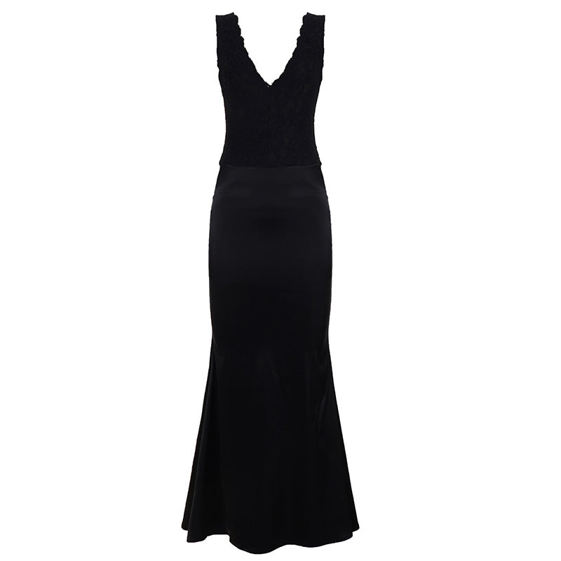 Damer Elegant Maxikleid mit tiefem V-Ausschnitt und romantischem Spitzentop Mirla-Eva Jonsson