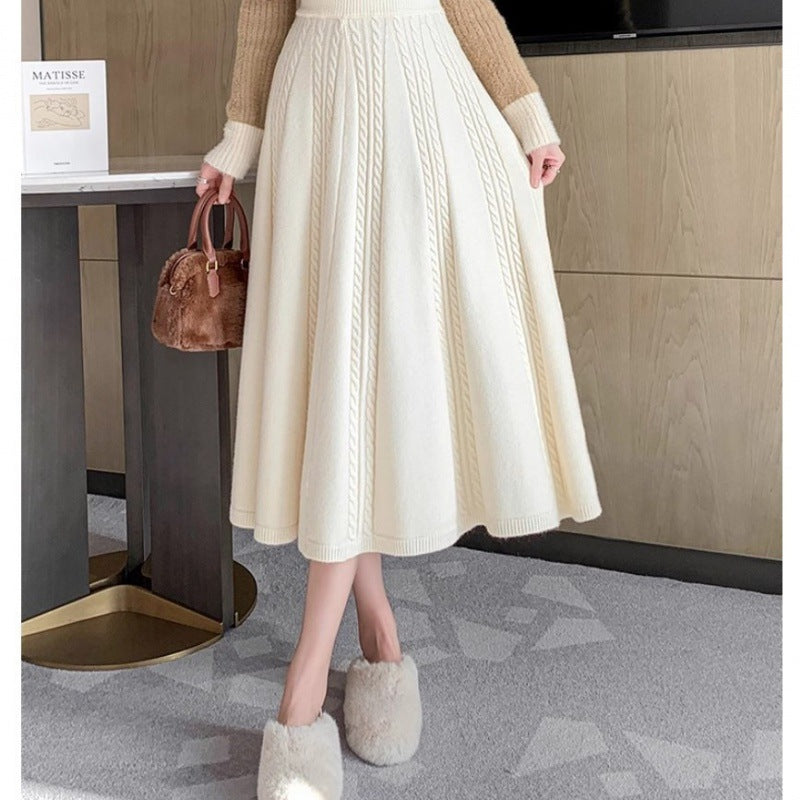 Damer Elegant Midi Kjol med Kabelstickat Mönster och Bred Snitt Mirla-Eva Jonsson