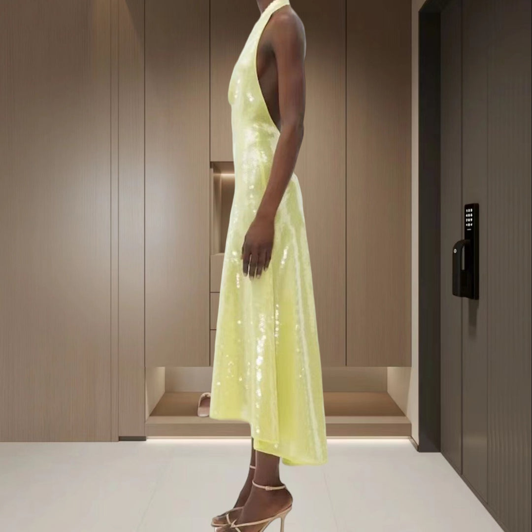 Damer Elegant Midi-klänning med glittrande övermaterial och V-ringning Mirla-Eva Jonsson