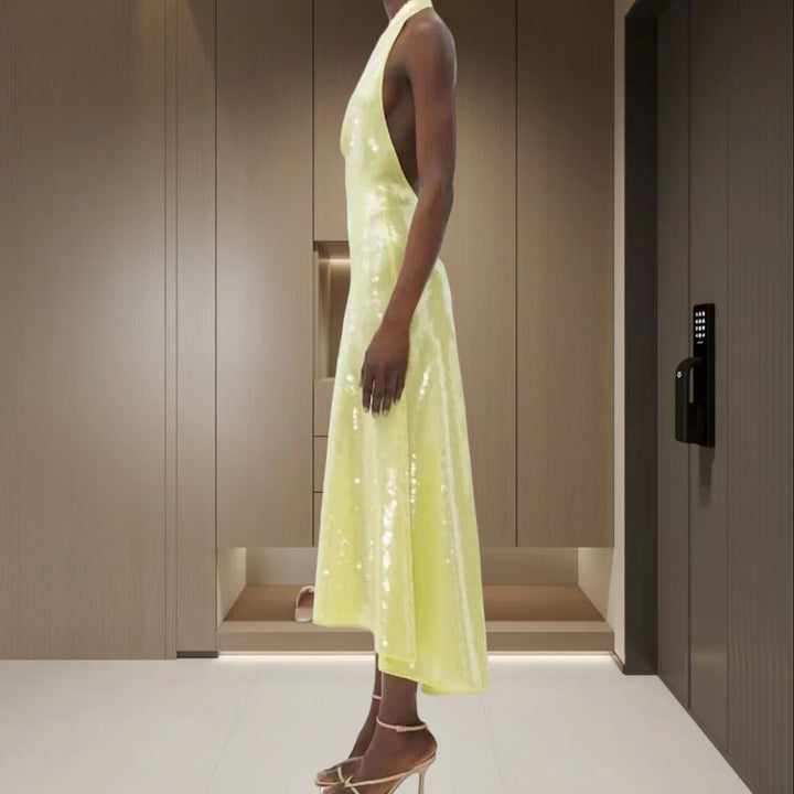 Damer Elegant Midi-klänning med glittrande övermaterial och V-ringning Mirla-Eva Jonsson