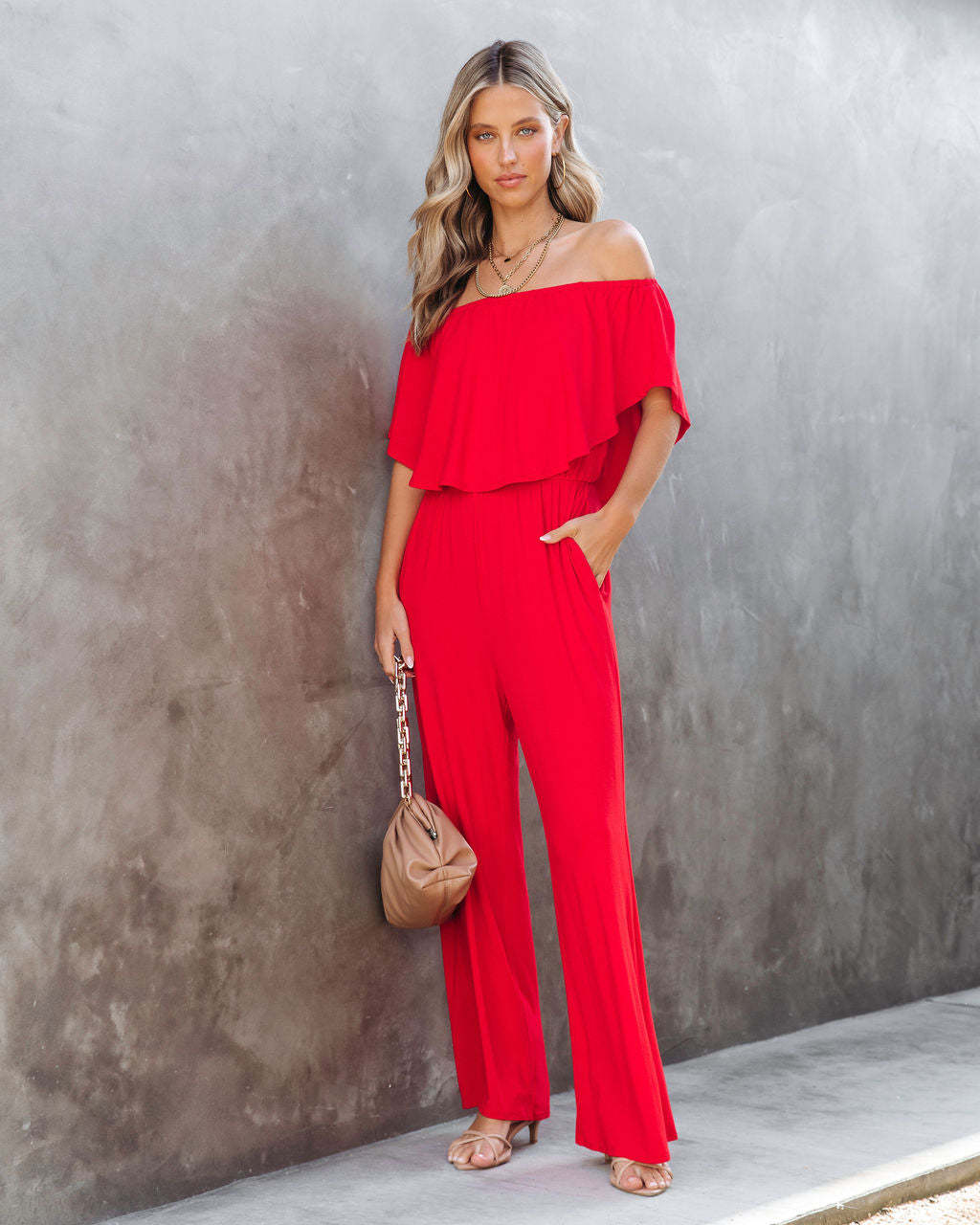 Damer Elegant Off-Shoulder Jumpsuit med Vid Ben och Flödande Topp Mirla-Eva Jonsson