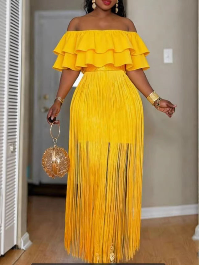 Damer Elegant Off-Shoulder Klänning med voluminöst Rüschensaum och fransigt Design Mirla-Eva Jonsson