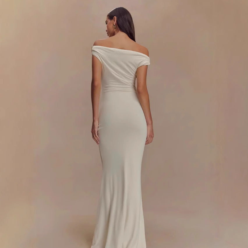 Damer Elegant Off-Shoulder Maxi Dress i lyxig design Mirla-Eva Jonsson