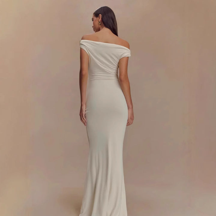 Damer Elegant Off-Shoulder Maxi Dress i lyxig design Mirla-Eva Jonsson