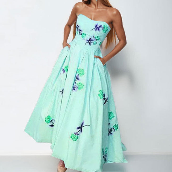 Damer Elegant Off-Shoulder Maxi Klänning med Blommönster och Sidofickor Mirla-Eva Jonsson