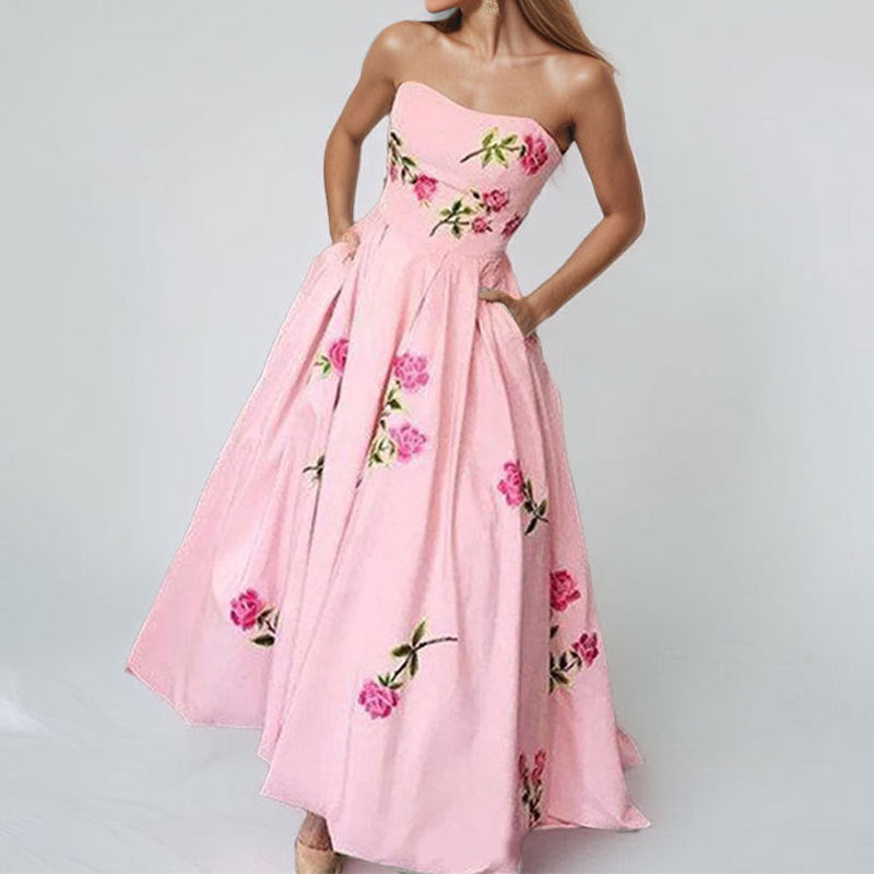 Damer Elegant Off-Shoulder Maxi Klänning med Blommönster och Sidofickor Mirla-Eva Jonsson
