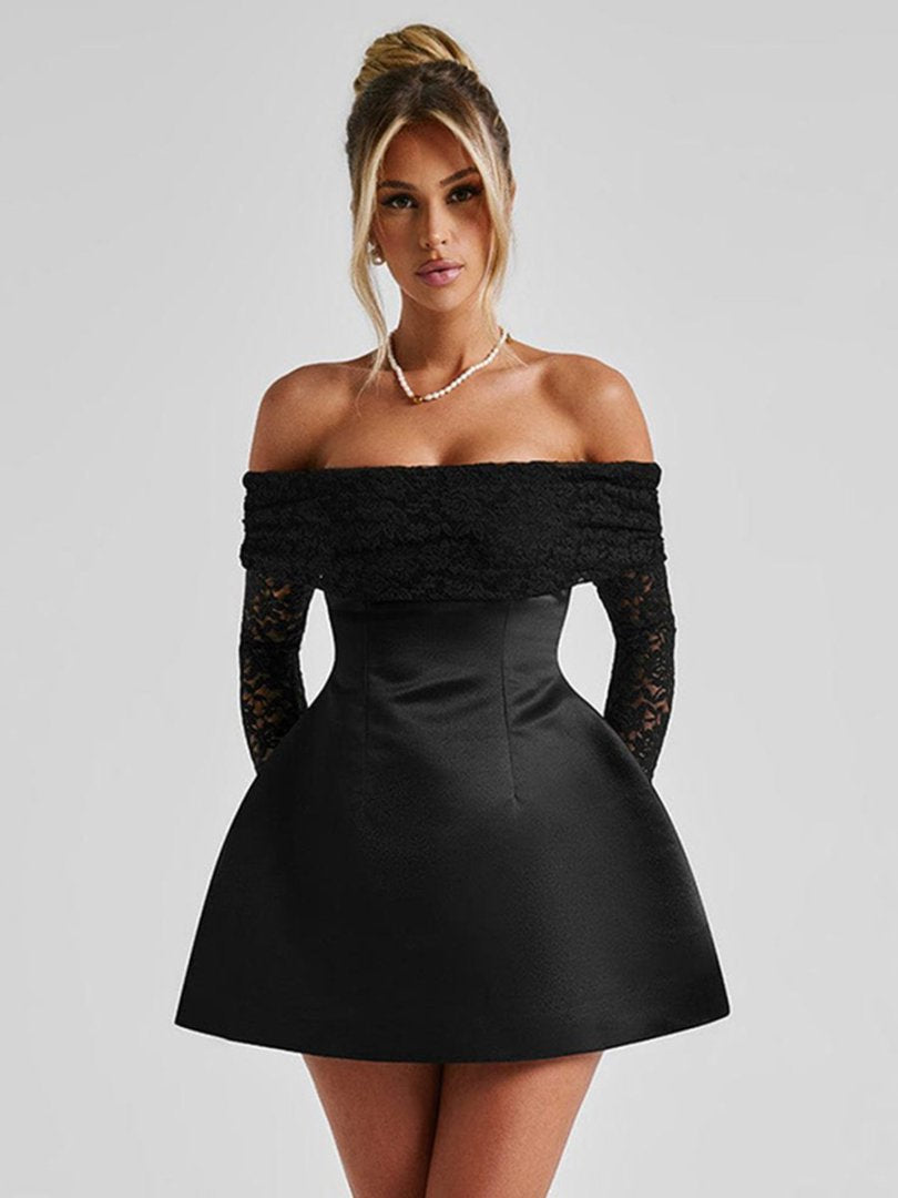 Damer Elegant Off-Shoulder Miniklänning med Spetsärmar och Figursydd Passform Mirla-Eva Jonsson