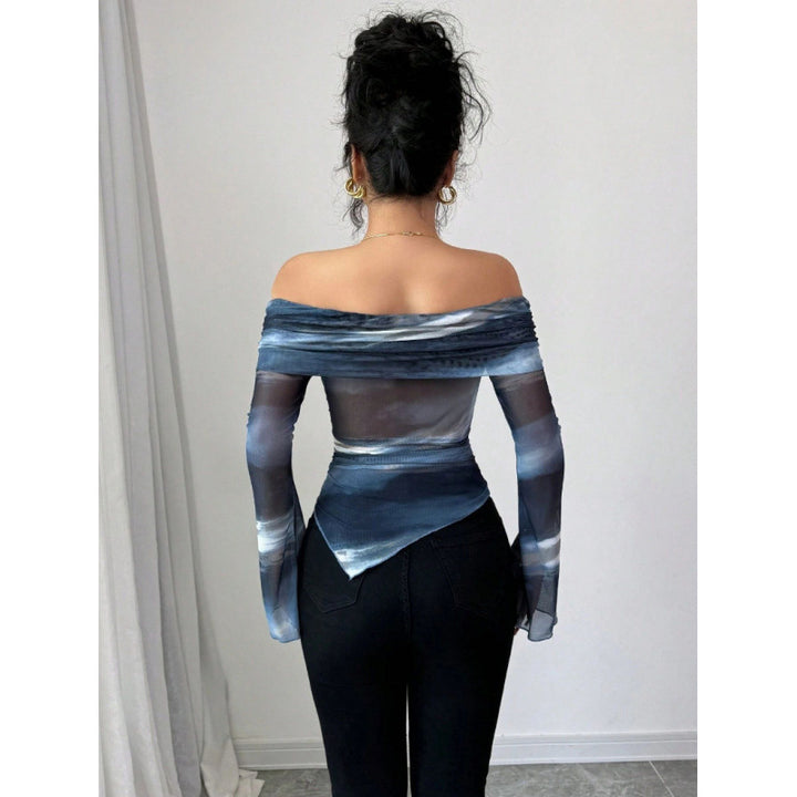 Damer Elegant Off-Shoulder Top med flödande tyg och raffinerade draperingar Mirla-Eva Jonsson