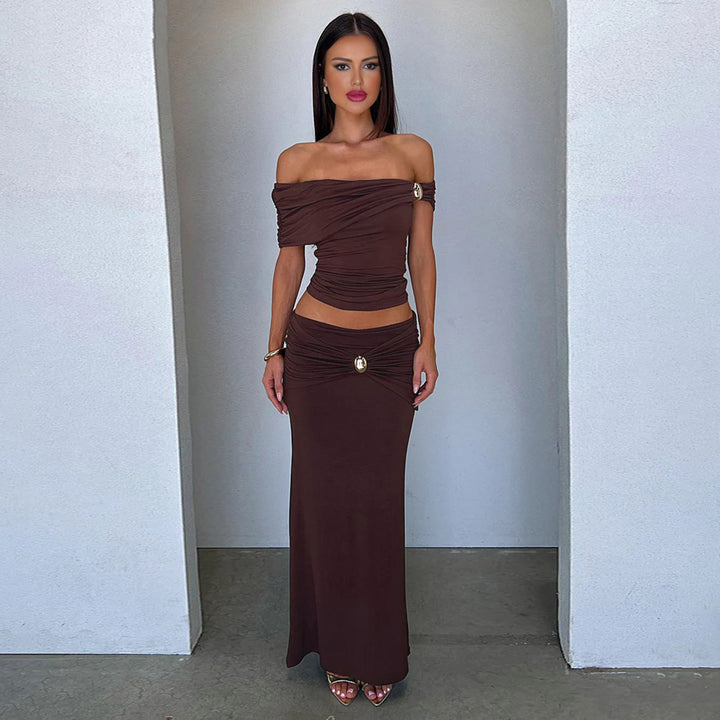 Damer Elegant Offshoulder Maxiklänning med raffinerade rynkeffekter Mirla-Eva Jonsson
