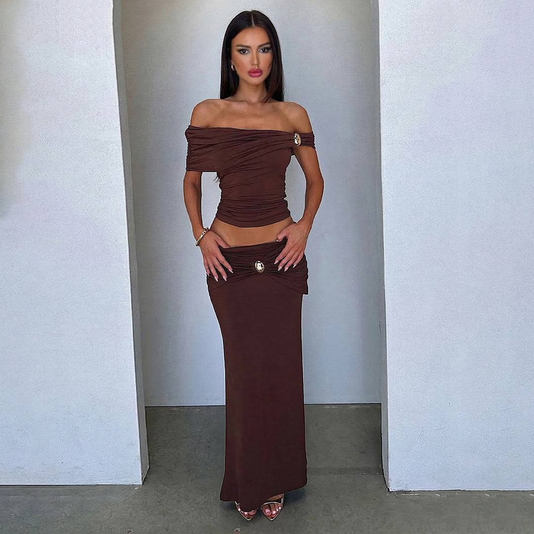 Damer Elegant Offshoulder Maxiklänning med raffinerade rynkeffekter Mirla-Eva Jonsson