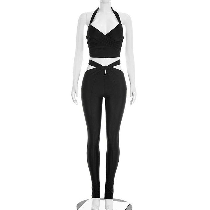 Damer Elegant Outfit med figurnära byxor och förförande topp Mirla-Eva Jonsson