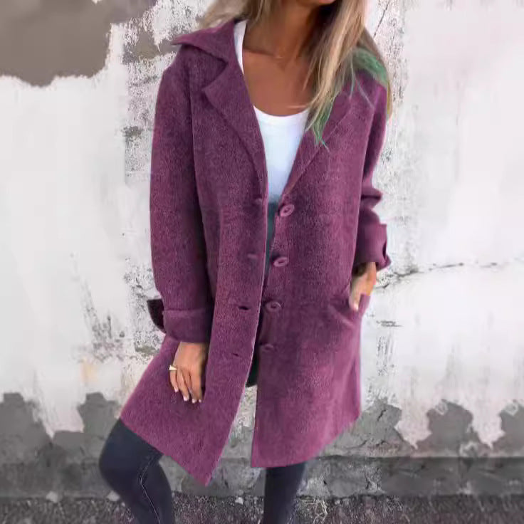 Damer Elegant Oversize-Ullkappa med Genomgående Knappslå och Praktiska Fickor Mirla-Eva Jonsson