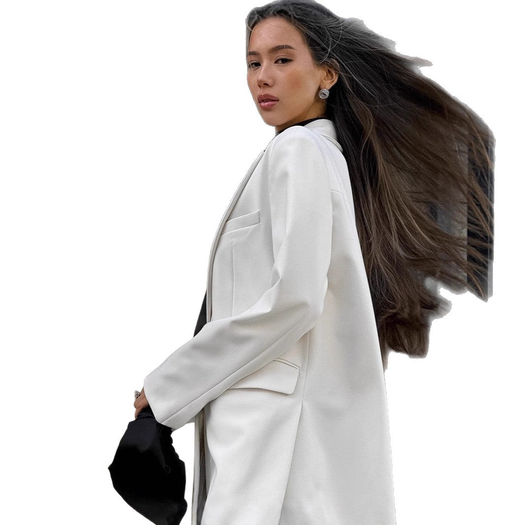 Damer Elegant Oversized Blazer med djup skärning och stora flikfickor Mirla-Eva Jonsson