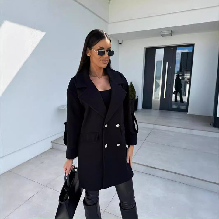 Damer Elegant Oversized Blazer med dubbel knappslå och praktiska fickor Mirla-Eva Jonsson