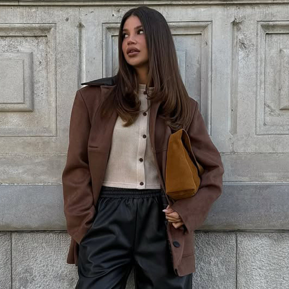 Damer Elegant Oversized Jacka med Läderkrage och praktiska Fickor Mirla-Eva Jonsson