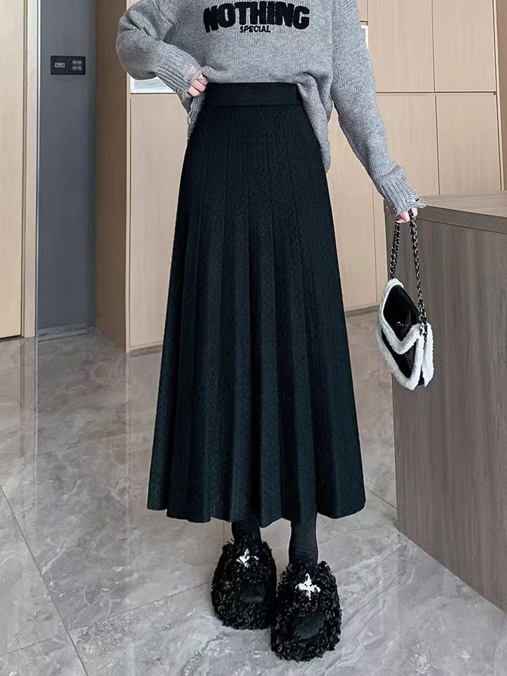 Damer Elegant Plisserad Maxikjol med Hög Midja och Fin Textur Mirla-Eva Jonsson