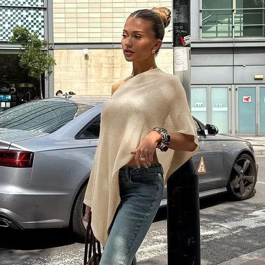 Damer Elegant Poncho-Stola av fint stickmaterial Mirla-Eva Jonsson