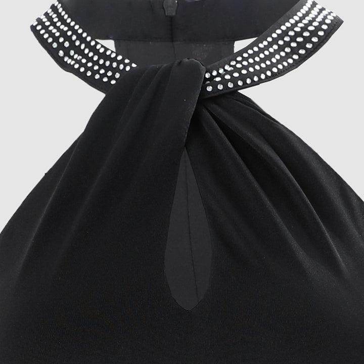 Damer Elegant Rörklänning med Strassdetaljer och Sexig Benöppning Mirla-Eva Jonsson