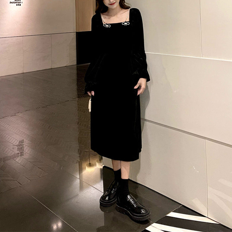 Damer Elegant Sammet Maxi Klänning med Volangdetaljer Mirla-Eva Jonsson