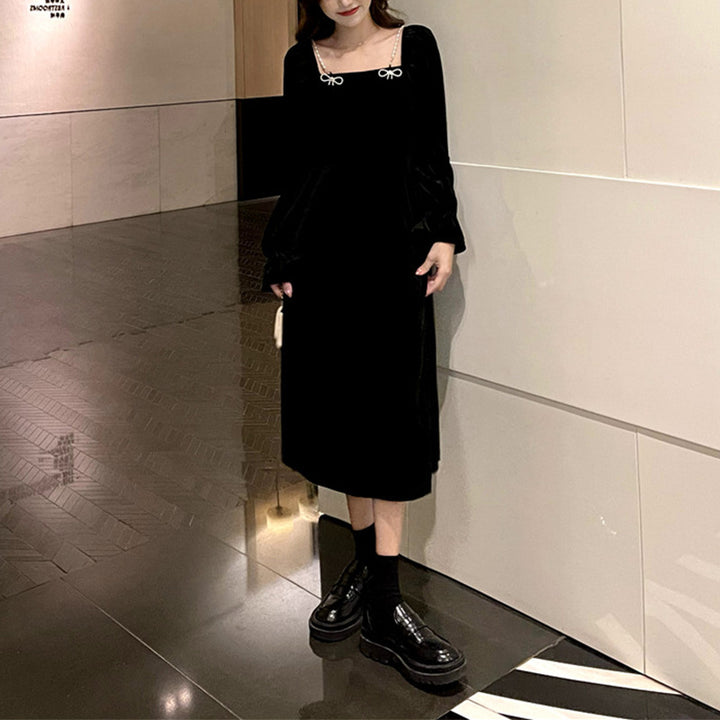 Damer Elegant Sammet Maxi Klänning med Volangdetaljer Mirla-Eva Jonsson