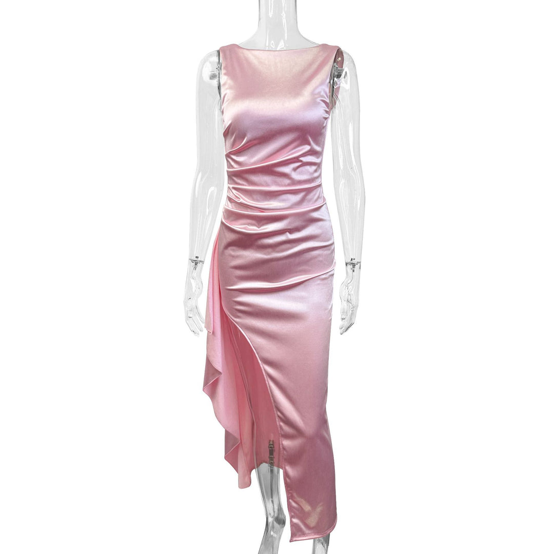 Damer Elegant Satin Aftenkjole med asymmetrisk kant og sidelæg Mirla-Eva Jonsson
