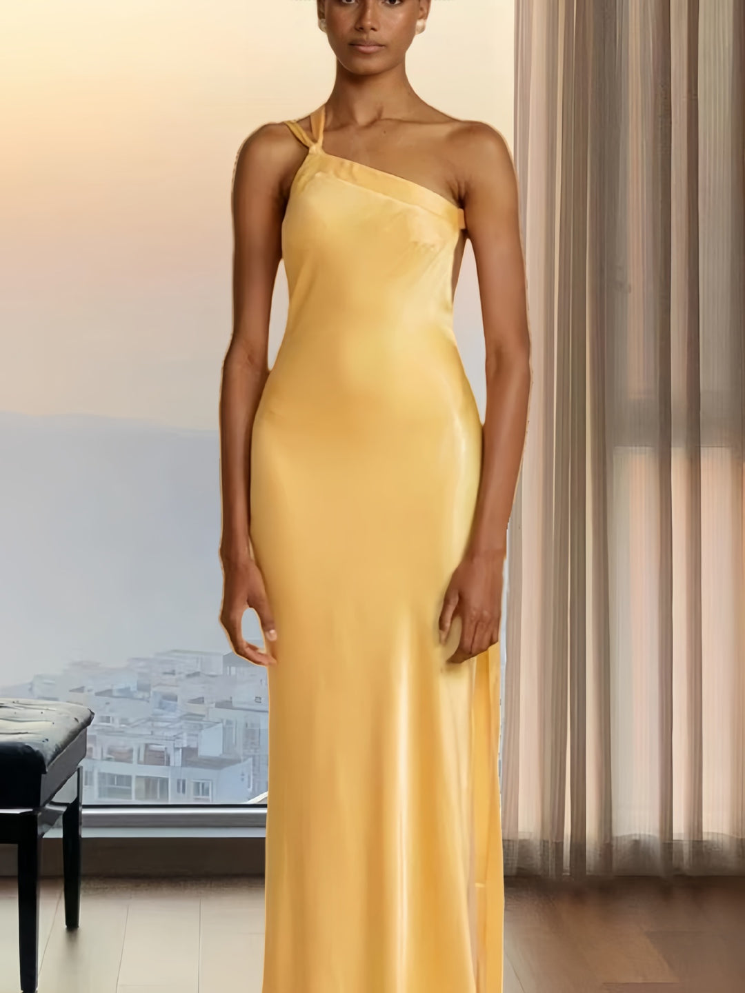 Damer Elegant Satin Aftonklänning med asymmetrisk skärning och smal axelband Mirla-Eva Jonsson