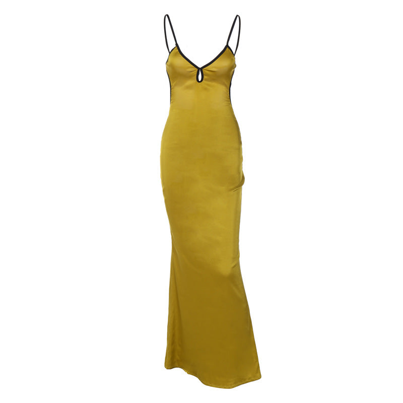 Damer Elegant Satin-Maxikjol med justerbara spaghettirem och djup V-ringning Mirla-Eva Jonsson