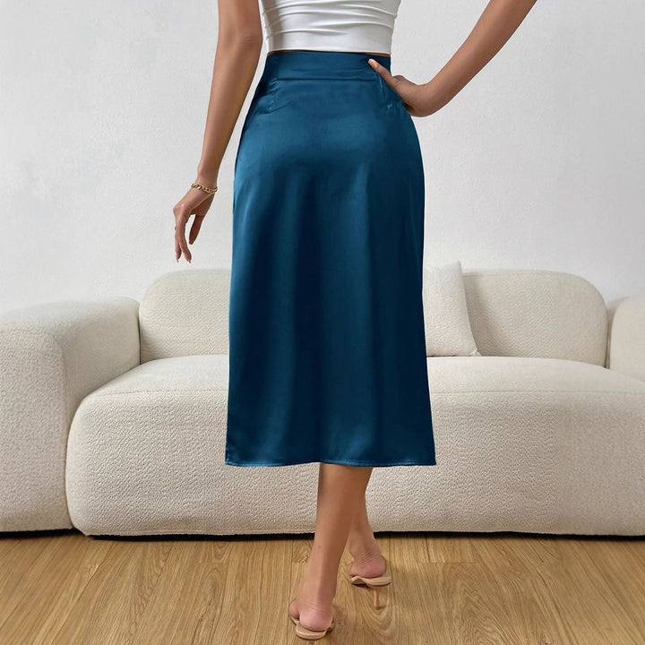 Damer Elegant Satin-Midkjol med elegant sprund och flödande fall Mirla-Eva Jonsson