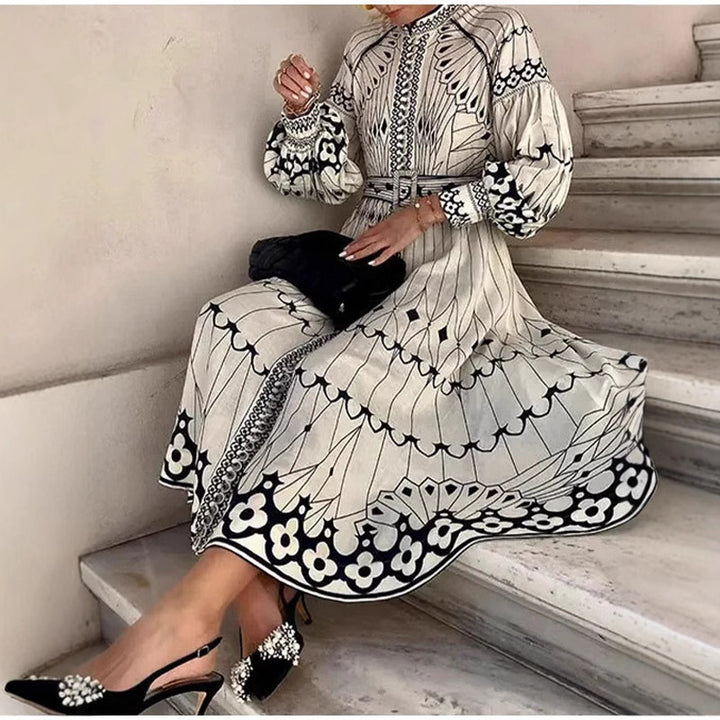 Damer Elegant Skjortklänning med Grafiskt Mönster och Svingande Ärmar-Eva Jonsson