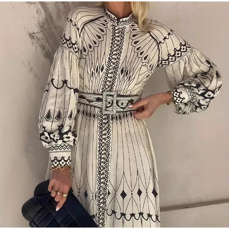 Damer Elegant Skjortklänning med Grafiskt Mönster och Svingande Ärmar-Eva Jonsson