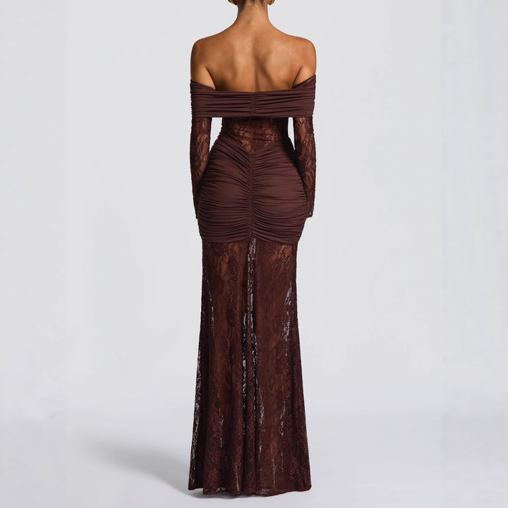 Damer Elegant Spets Maxi Klänning med elegant Off-Shoulder Design och Rynkor Mirla-Eva Jonsson