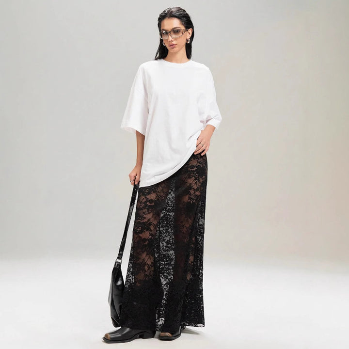 Damer Elegant Spetsmaxi-kjol med genomskinlig design och sidostickning Mirla-Eva Jonsson